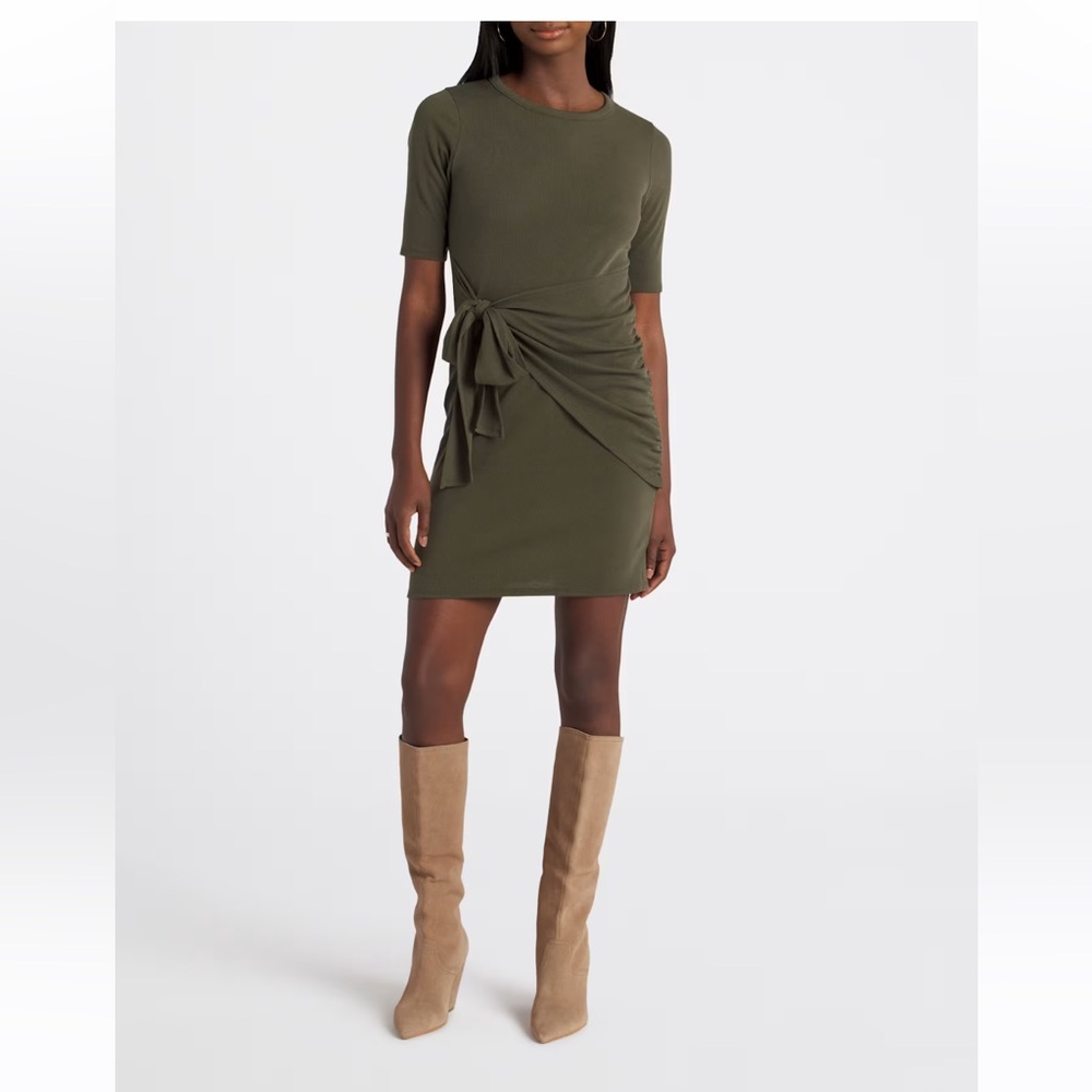 Kaileigh Caroline Knit Fitted Three Quarter Sleeve Ribbed Dress